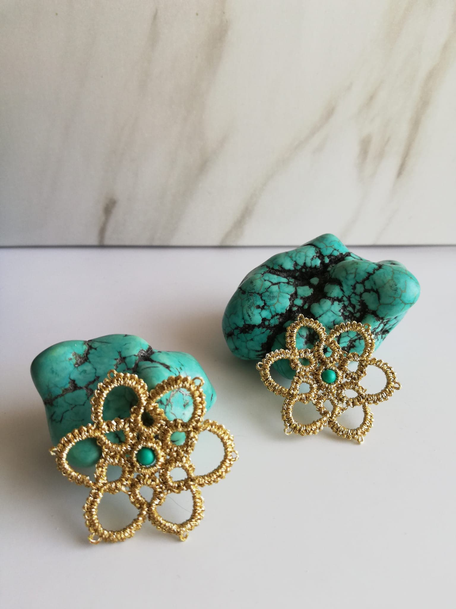 Rosone Piccolo Con Turchese — Ciondolo